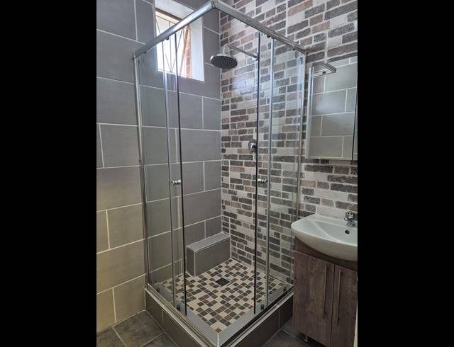 2 BEDROOM TOWNHOUSE FOR SALE IN THREE RIVERS